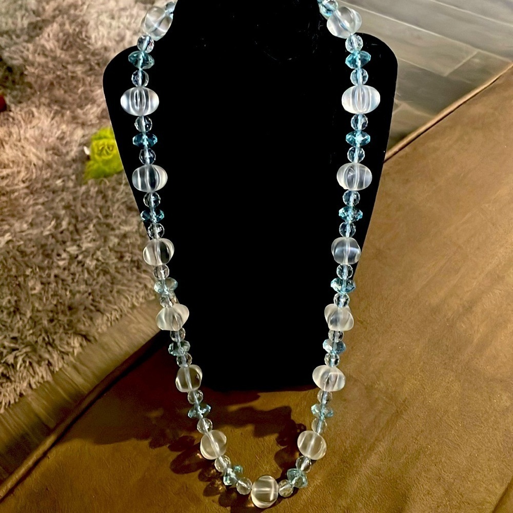 Vintage aqua marine and fog clear chunky beaded necklace